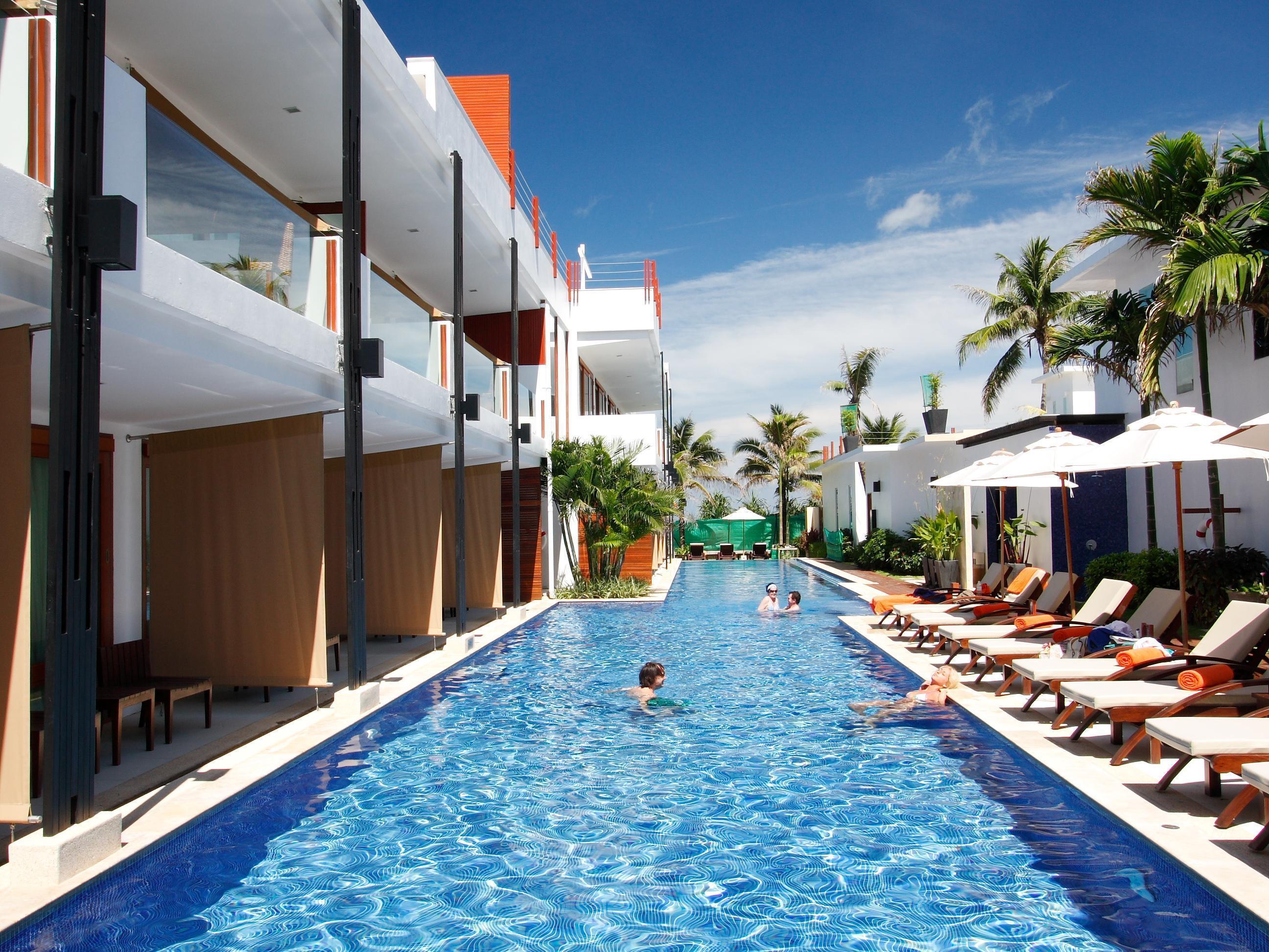 La Flora Resort Patong Kültér fotó