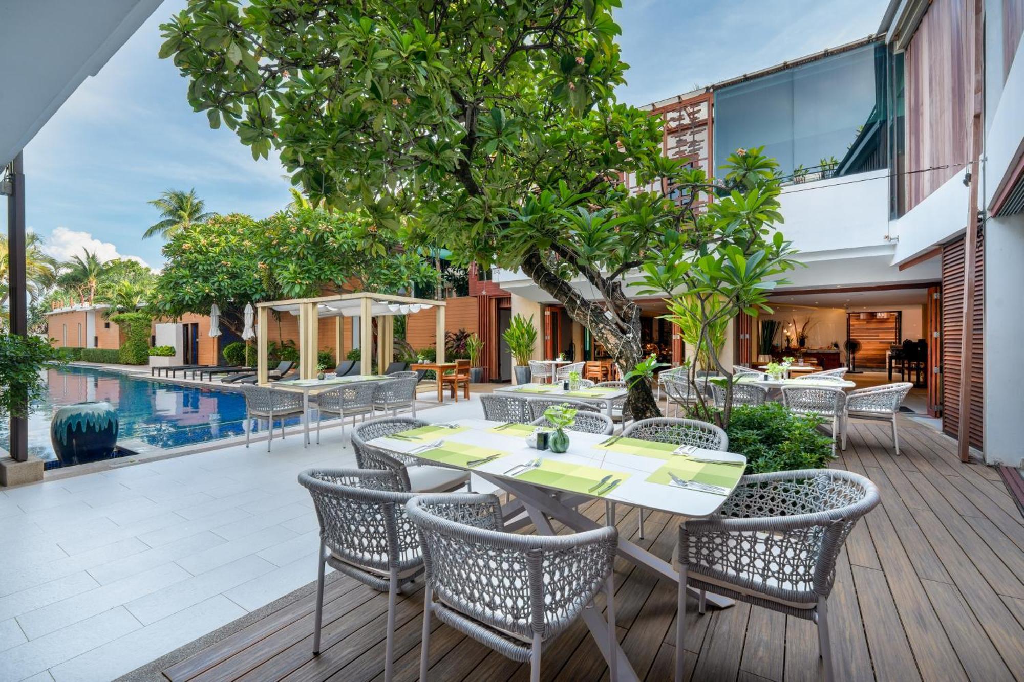 La Flora Resort Patong Kültér fotó