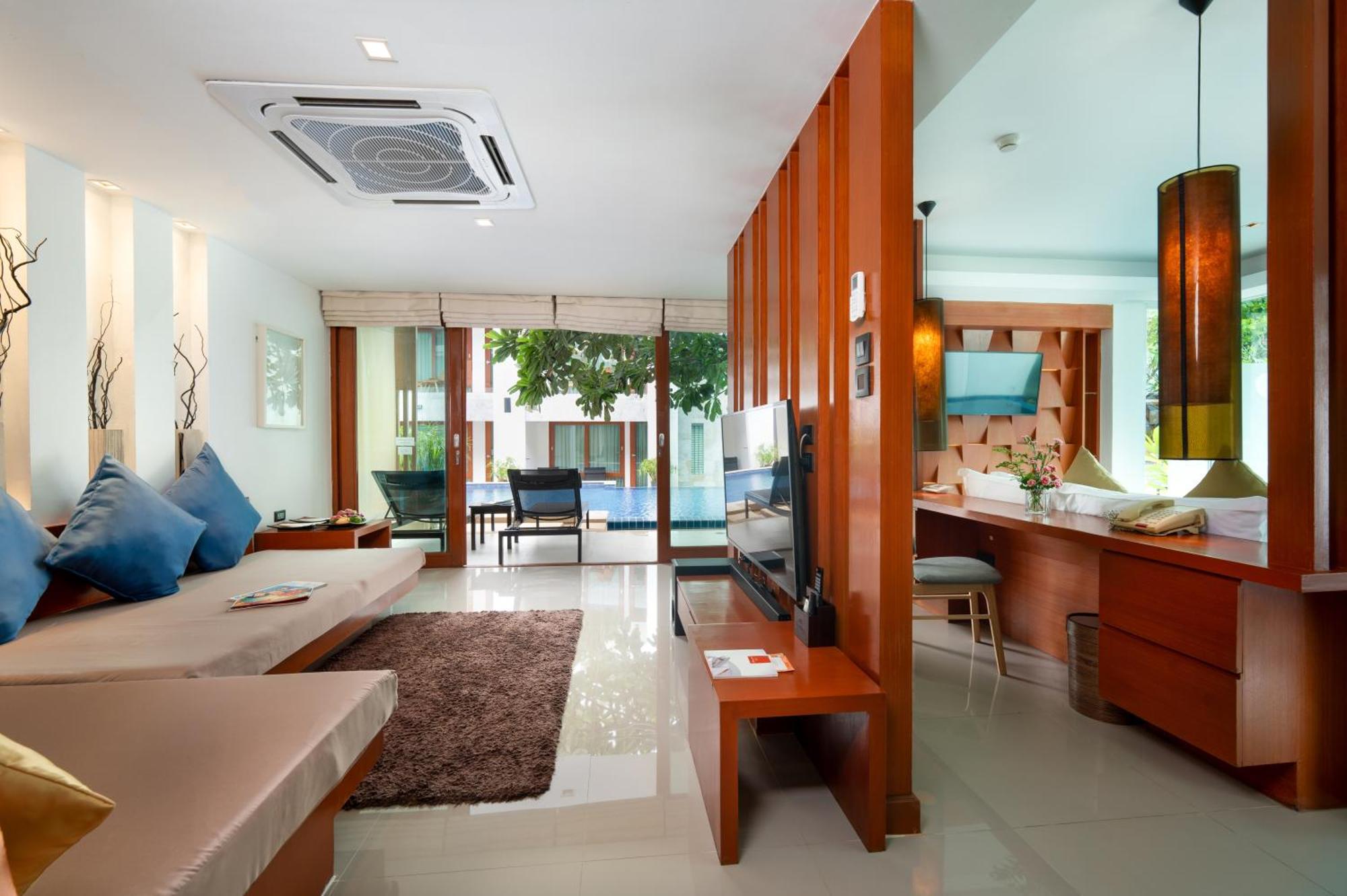 La Flora Resort Patong Kültér fotó
