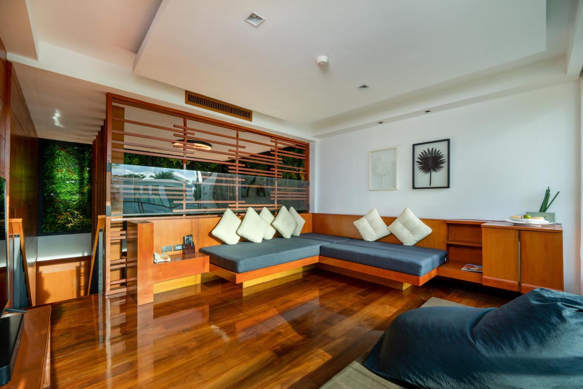 La Flora Resort Patong Kültér fotó