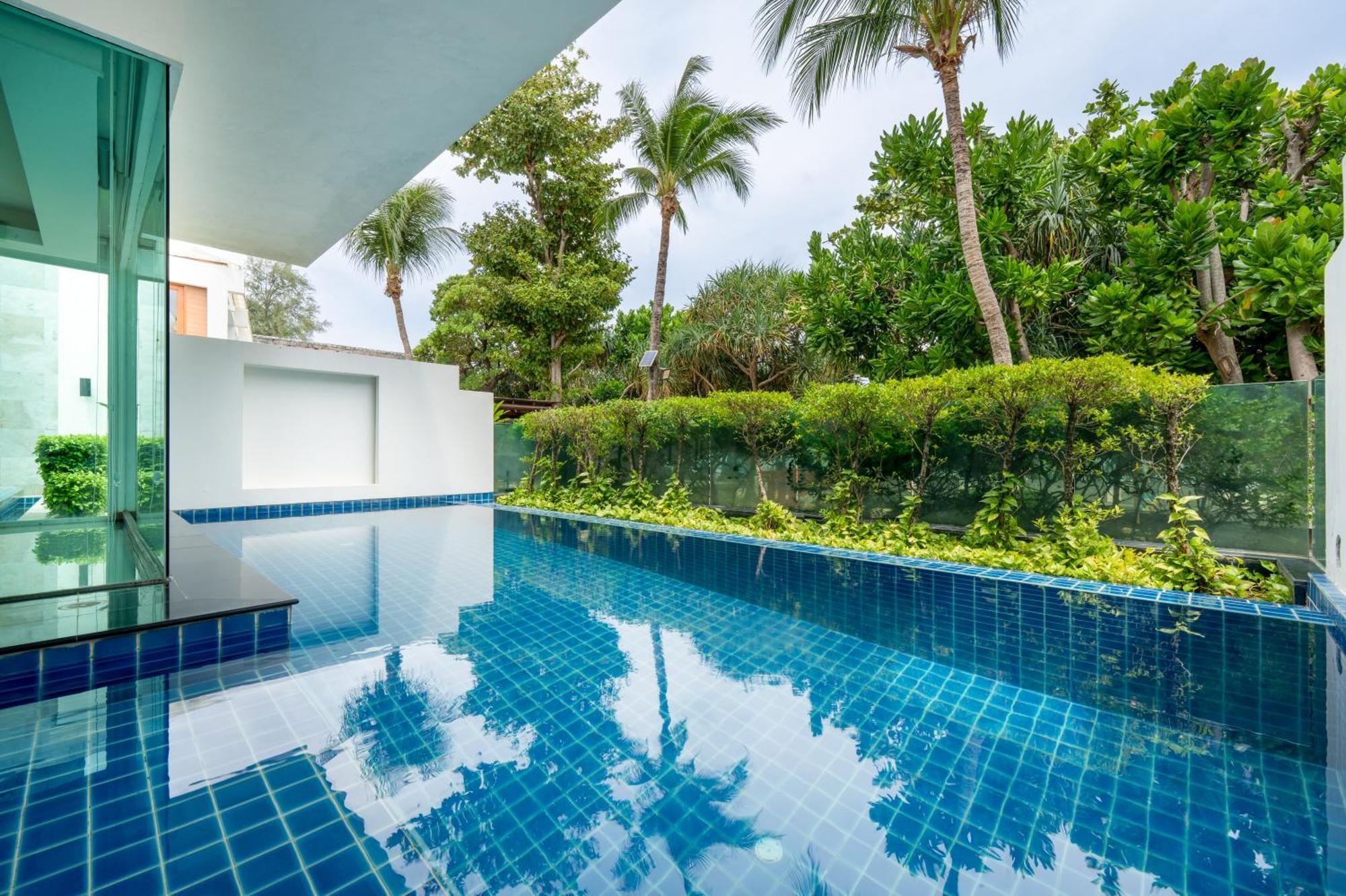 La Flora Resort Patong Kültér fotó